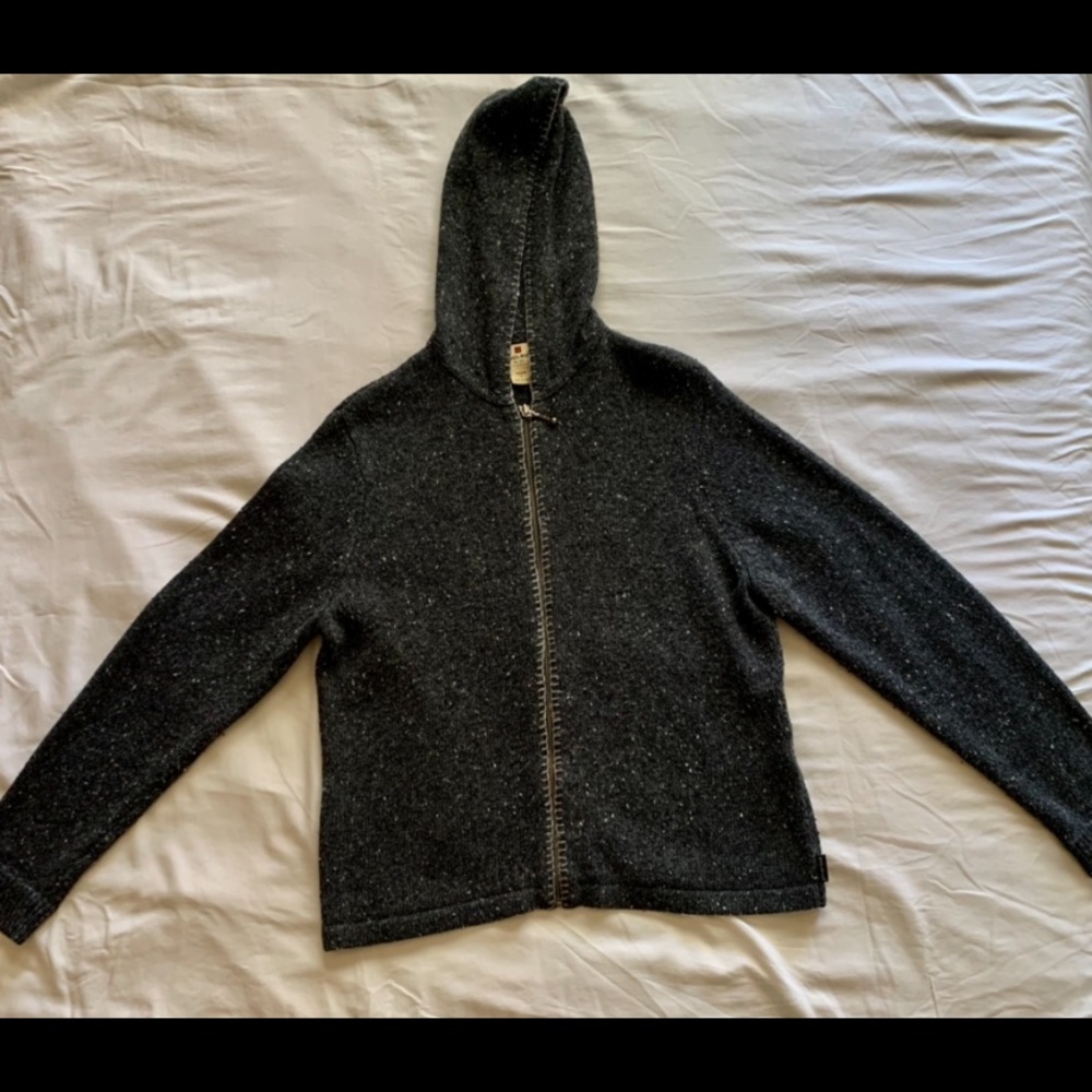 Woolrich wool blend zip hoodie. Black with white speckling. Women’s large
